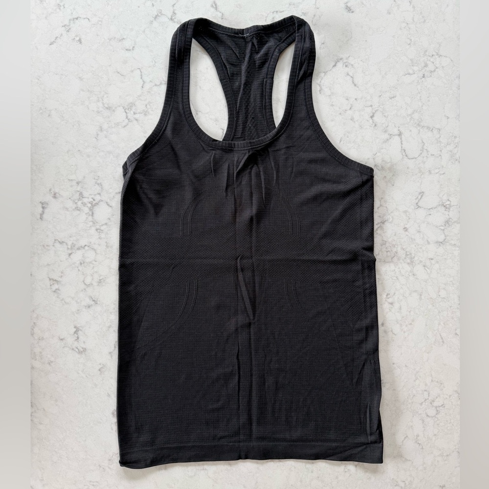 Lululemon Black Swiftly Tank, Size 6